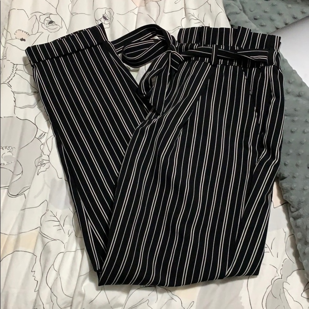 Pin stripe paper bag waist dress pant